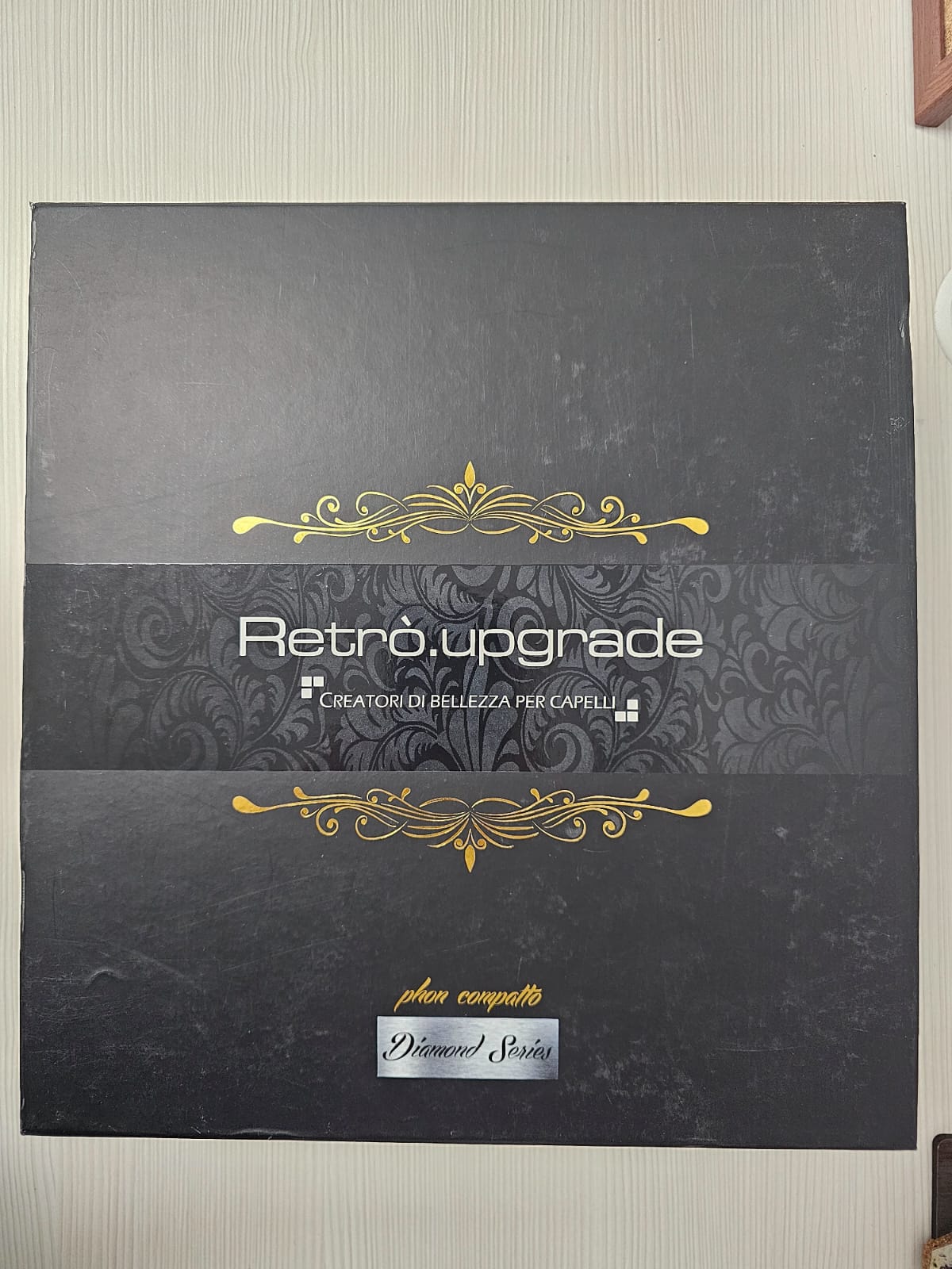 WhatsApp Image 2025-08-29 at 2.39.53 PM Uscător profesional cu tehnologie ionică - Image 1